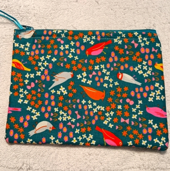 Vintage Handbags - Vintage bird & flower jewelry pouch & make-up bag